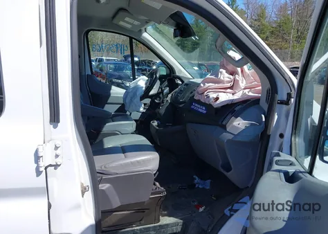 2018 Ford Transit-150 из США, поврежденный, VIN 1FTYE1ZM7JKA08831